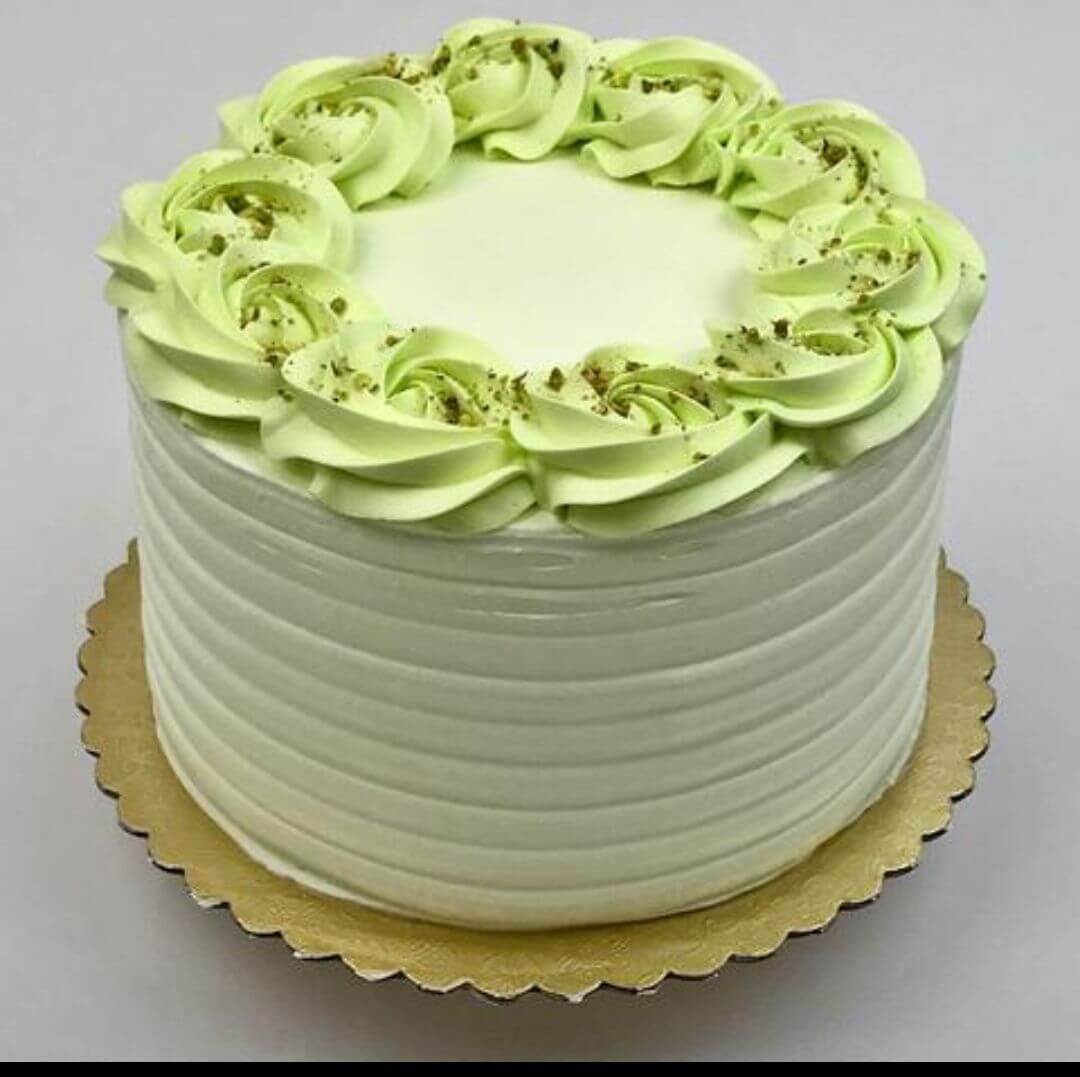 Eggless pistachio cheese cream cake