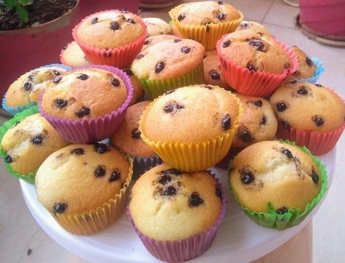 EGGLESS VANILA PLAIN CUPCAKES