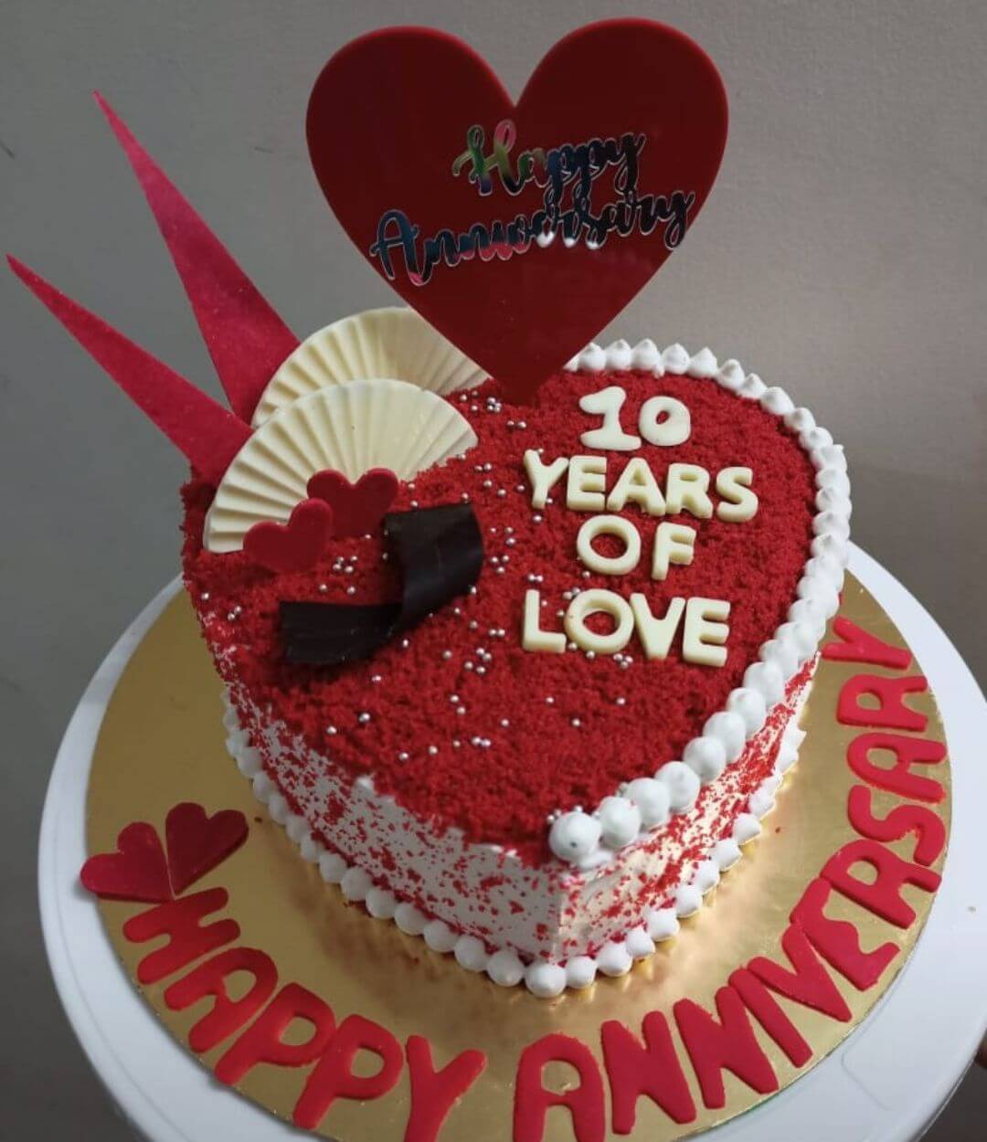 Eggless Red velvet cake