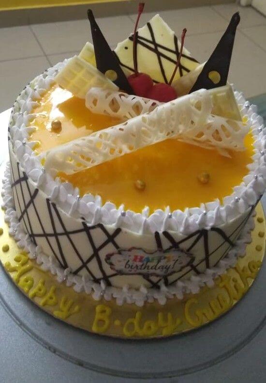 Eggless pineapple cake