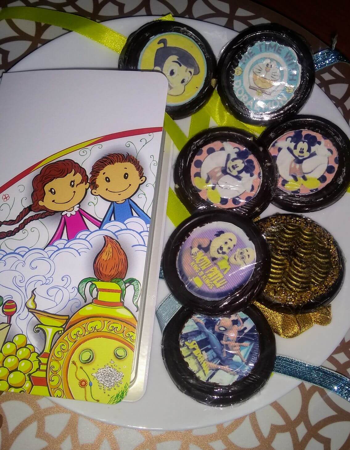 dryfruits cartoon chocolate gift pack