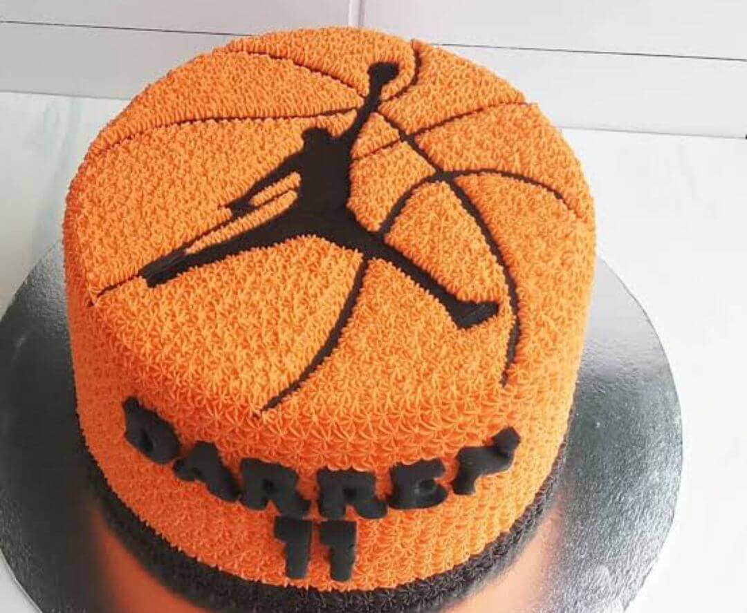 Basketball team pineapple cake