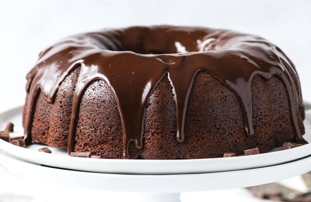 Eggless chocolate bondt cake