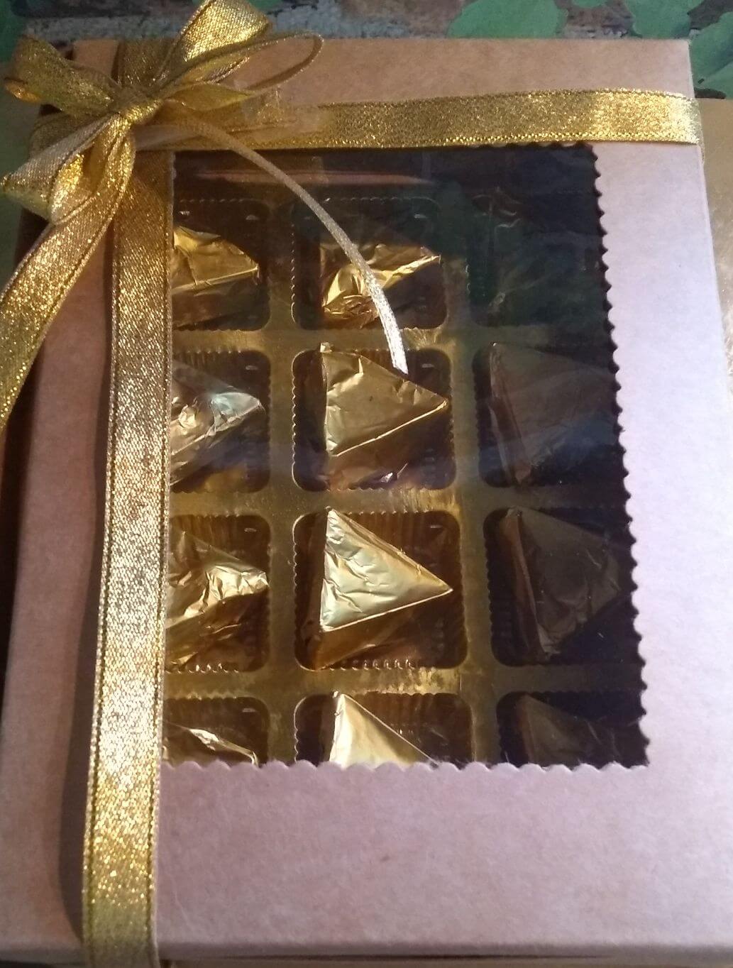 Assorted Flavour Chocolate gift pack.