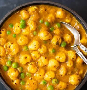 Matar paneer makhana curry