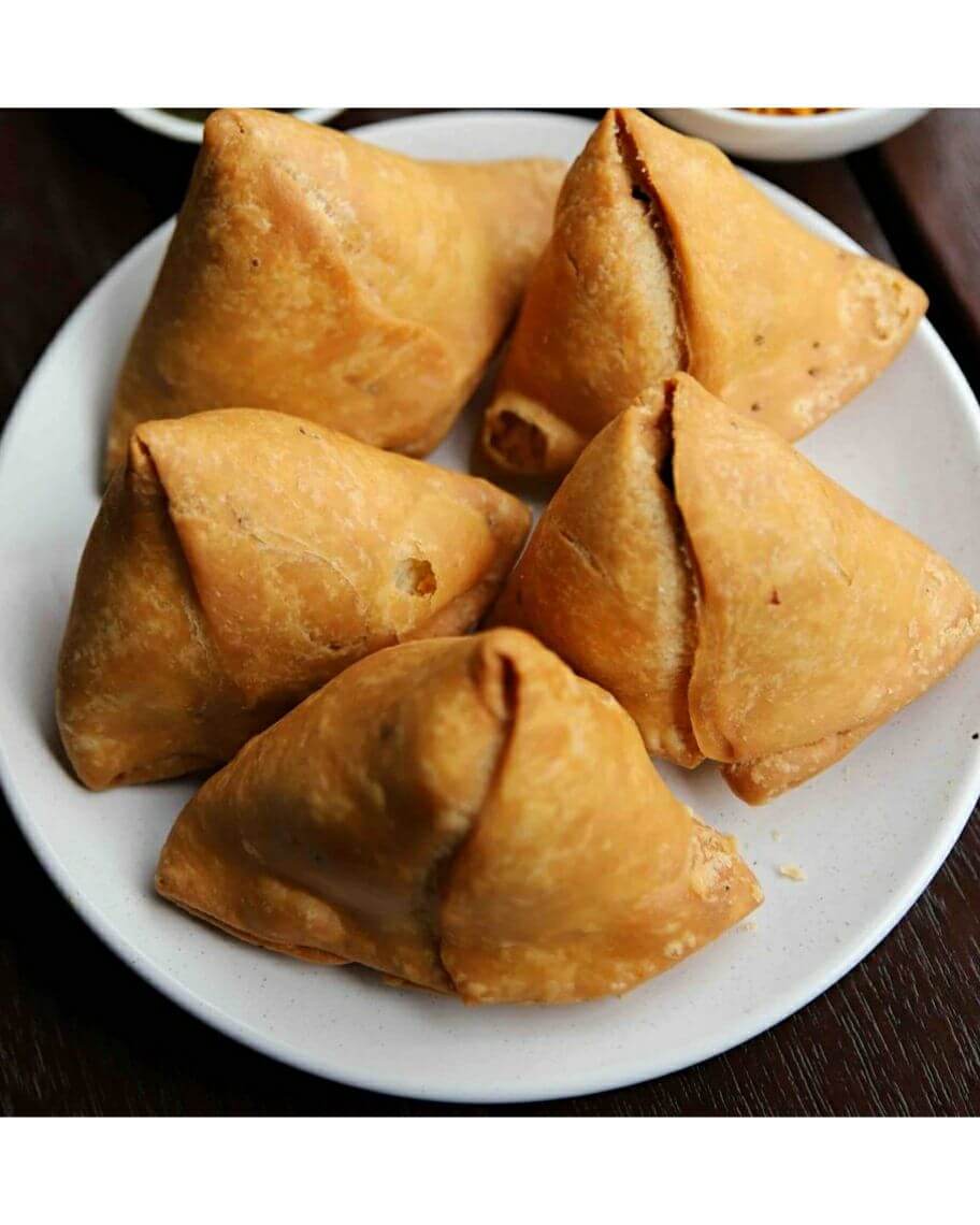 Aloo Matar Samosa