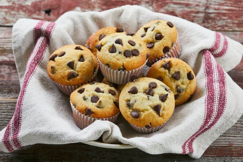 Vanilla Choco Chips Muffins