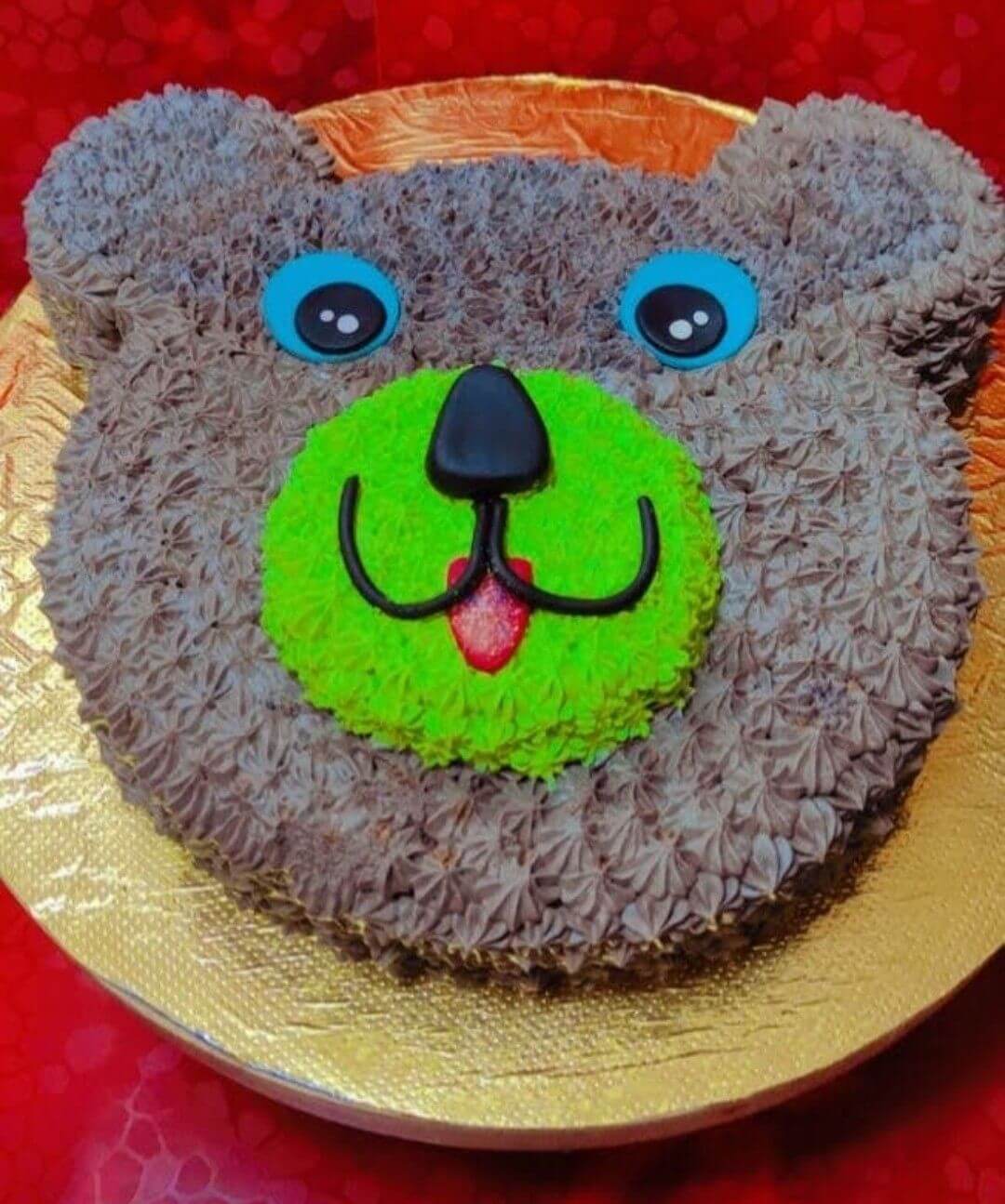 TEDDY BEAR THEME CAKE