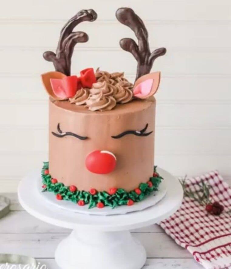 Chocolate Reindeer Cake (with Egg/Eggless)