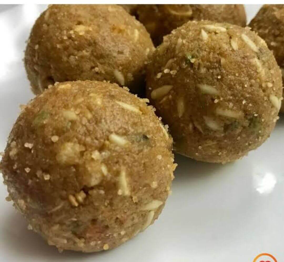 Dryfruit Gond laddu