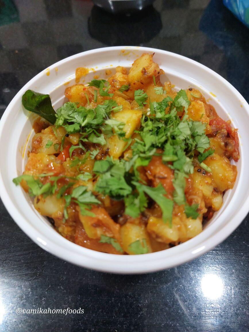 Aloo tomato  dry curry
