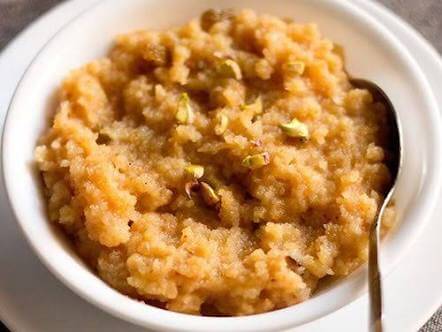Sooji ka Halwa
